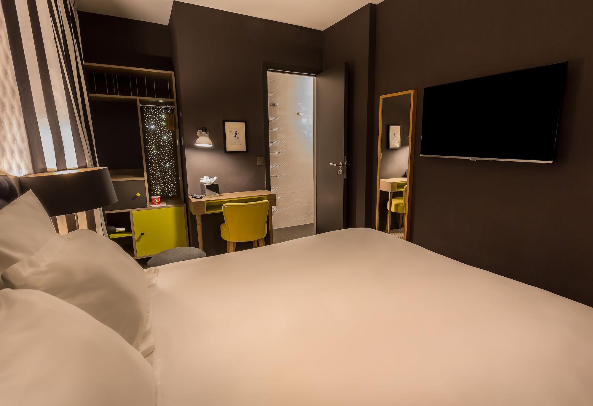 Hotel La Parizienne Luaran gambar