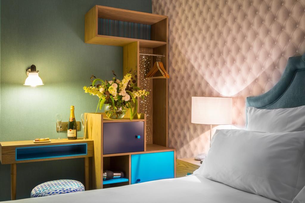 Hotel La Parizienne Luaran gambar